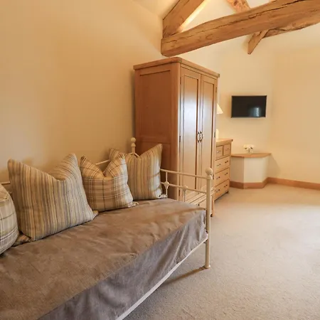 Holiday home Hazel
